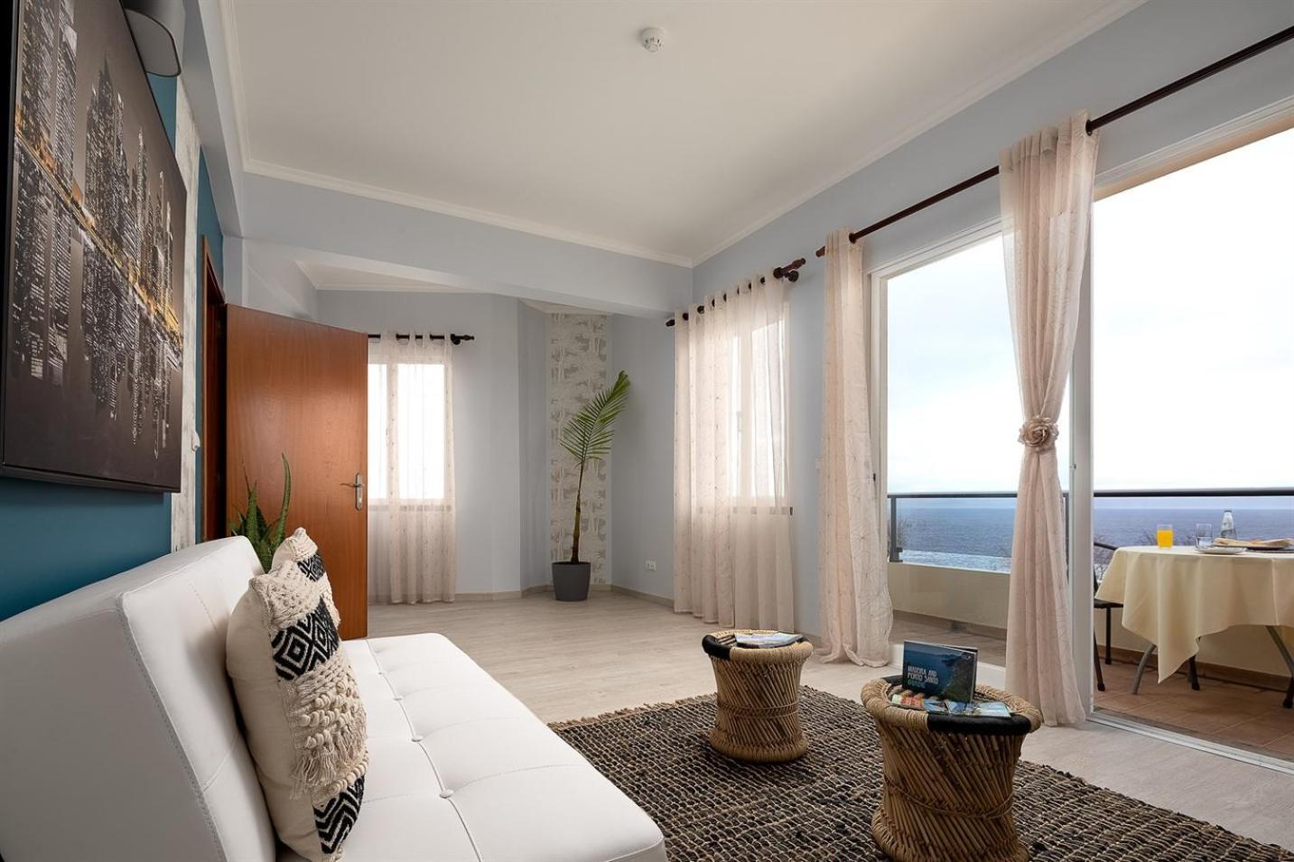 Perola Views Inn By Madeira Sun Travel Porto Moniz Bagian luar foto