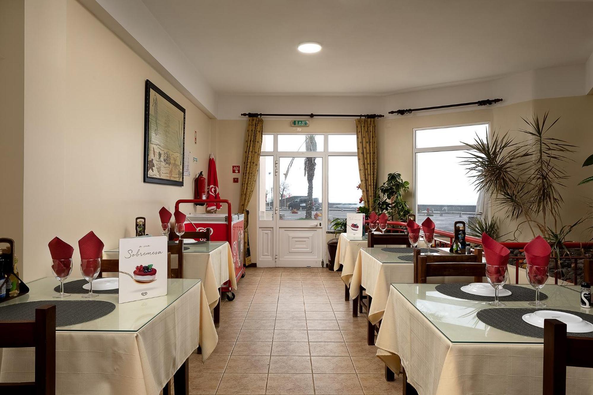 Perola Views Inn By Madeira Sun Travel Porto Moniz Bagian luar foto