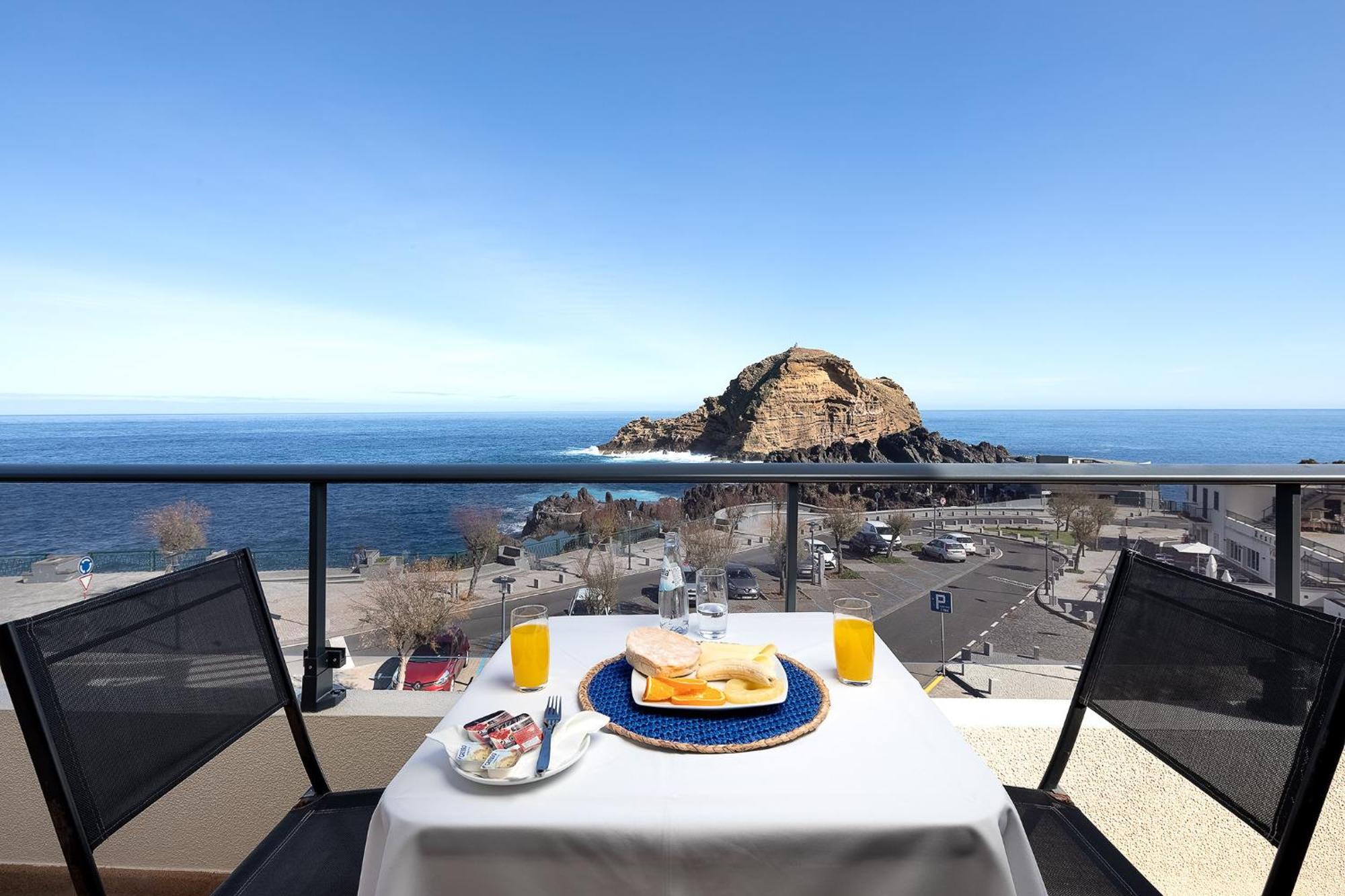Perola Views Inn By Madeira Sun Travel Porto Moniz Bagian luar foto